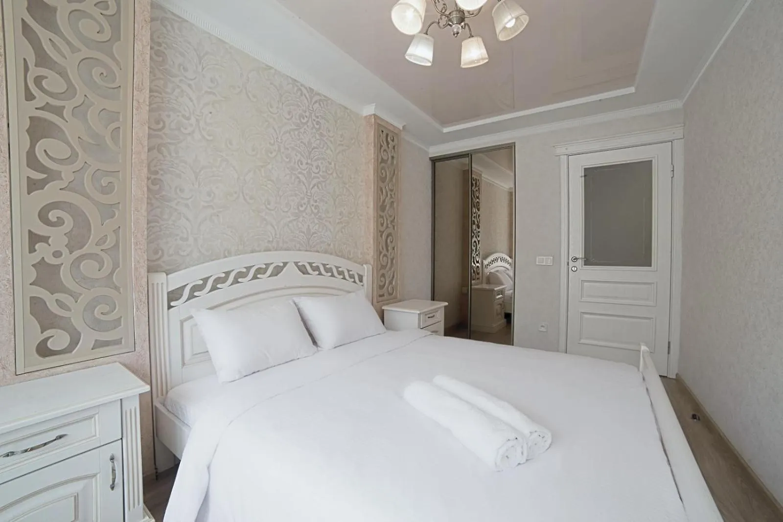 Apartments Prospekt Svobody 6/8 Lviv